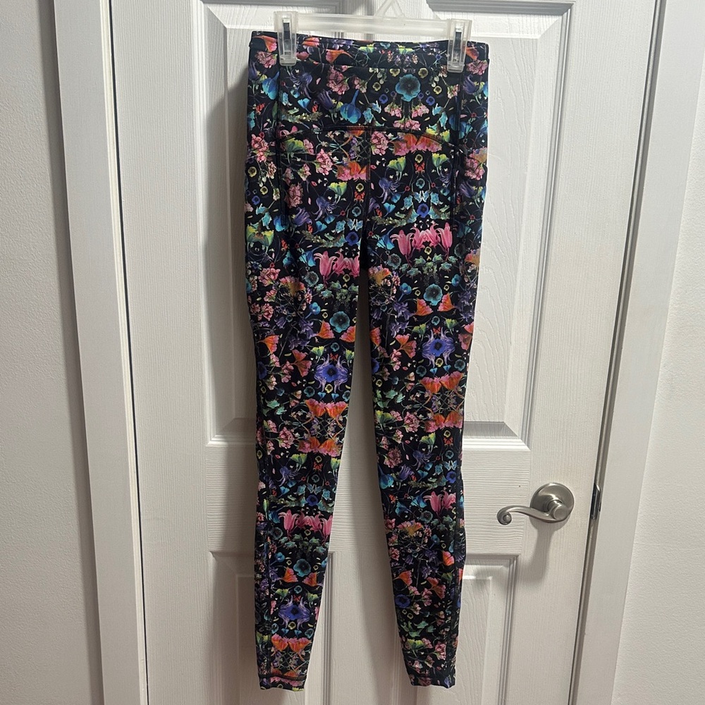 Lululemon black with floral running tights